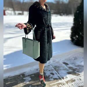 Genuine Mink fur coat NWT, fits size medium or small